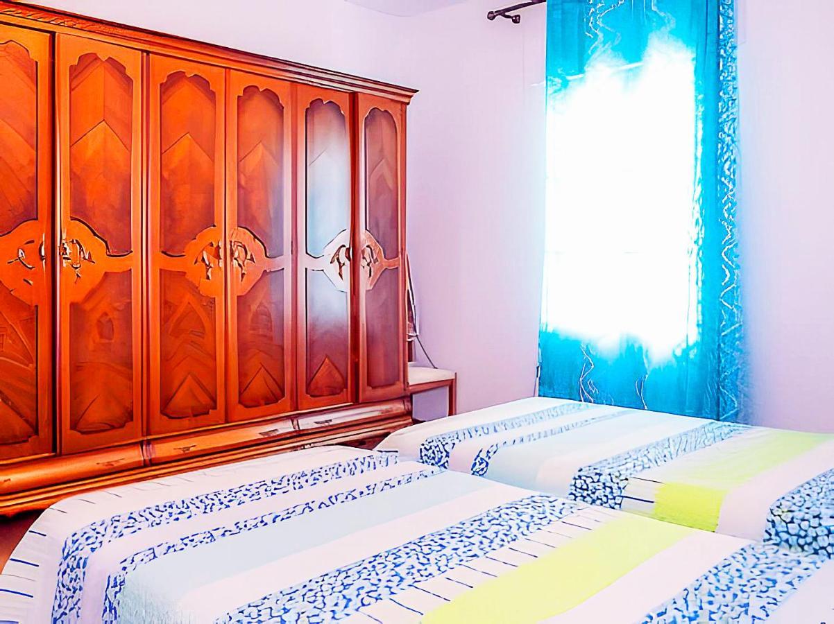 Apartamentos Garaje & Aire & Wifi & Solo Familias Y Parejas Conil De La Frontera Εξωτερικό φωτογραφία