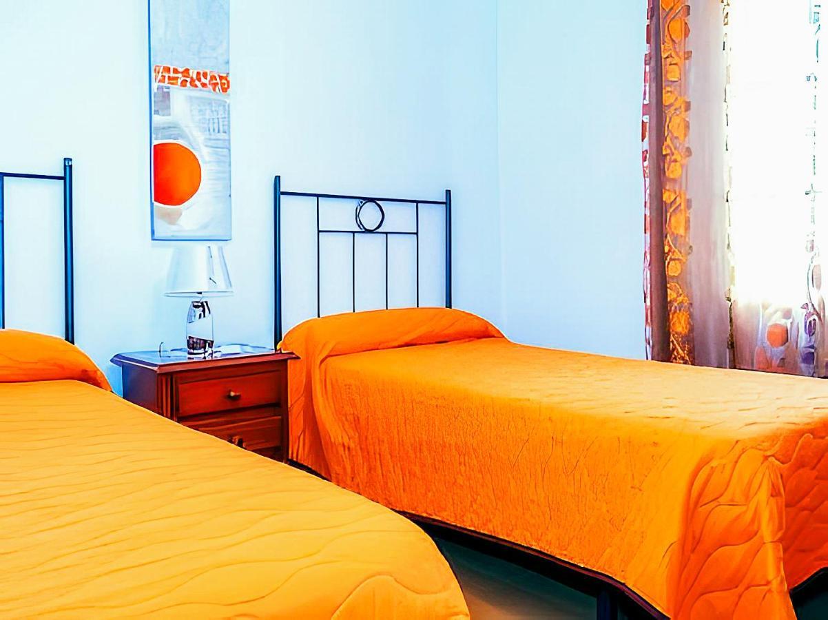 Apartamentos Garaje & Aire & Wifi & Solo Familias Y Parejas Conil De La Frontera Εξωτερικό φωτογραφία