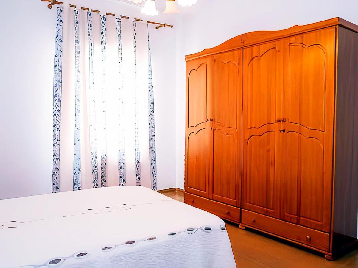 Apartamentos Garaje & Aire & Wifi & Solo Familias Y Parejas Conil De La Frontera Εξωτερικό φωτογραφία